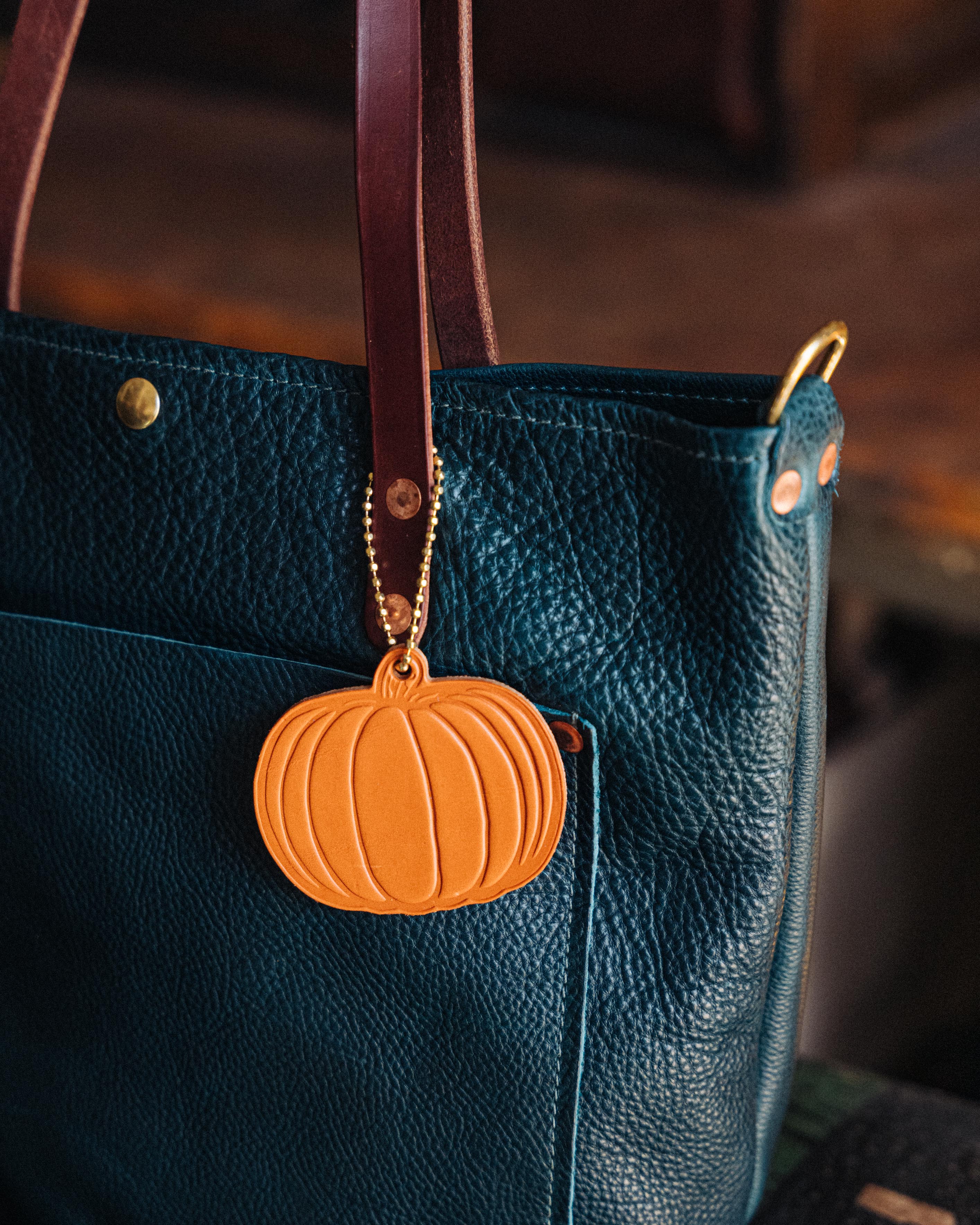 2-Ply Kodiak Pumpkin Tag - Image 2