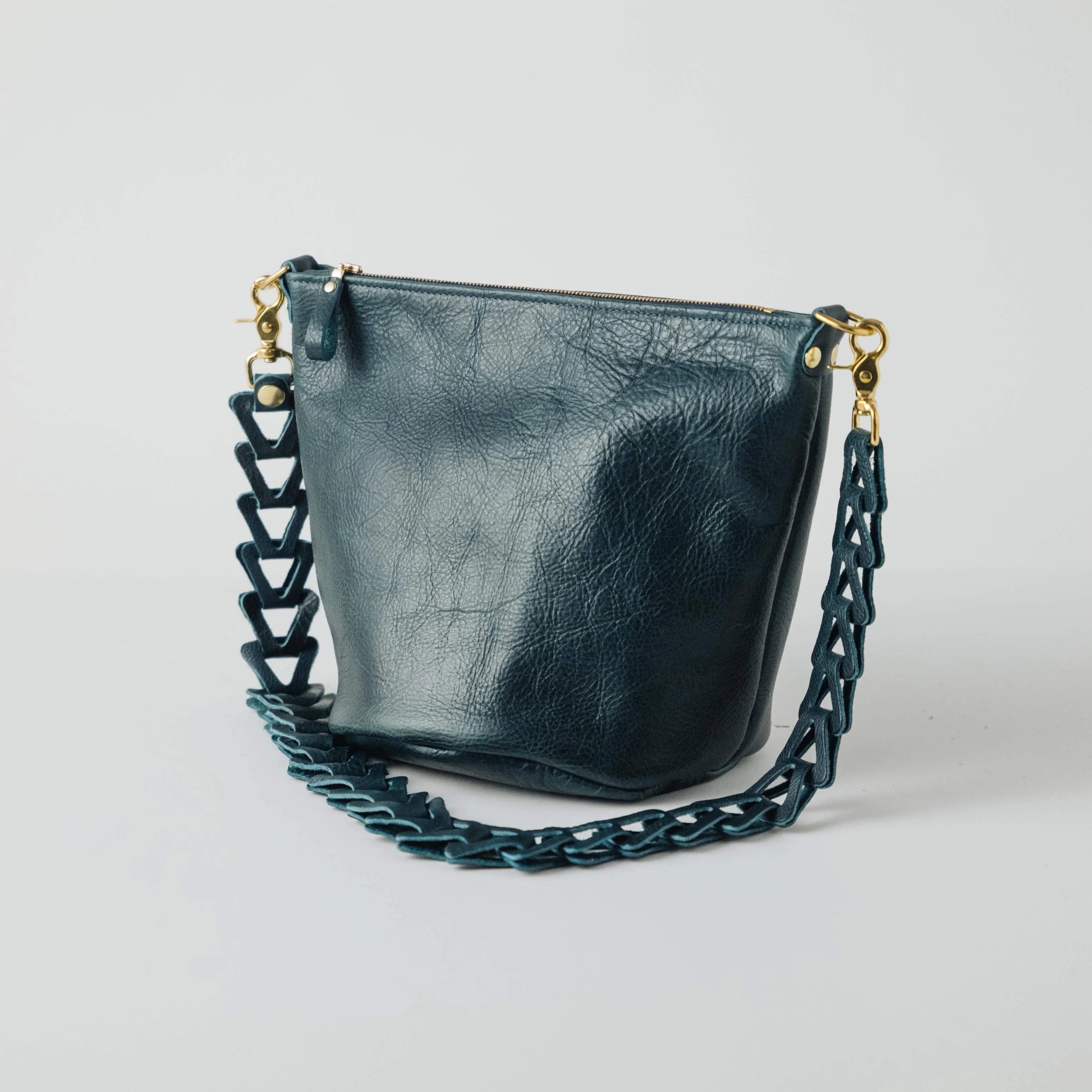 Dark Tan Bulldog Zip-Top Bucket Bag - Image 7