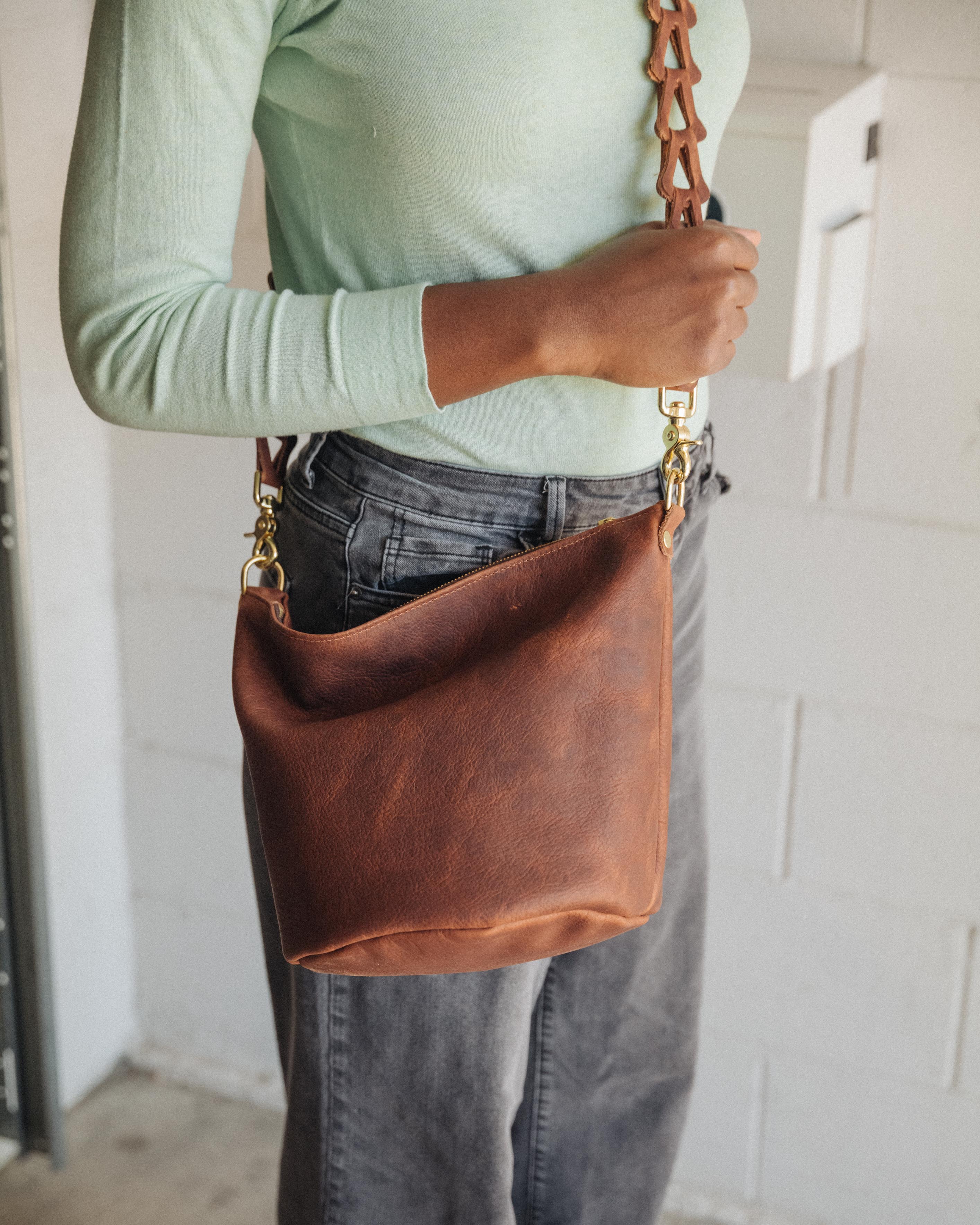 Macchiato Zip-Top Bucket Bag - Image 4