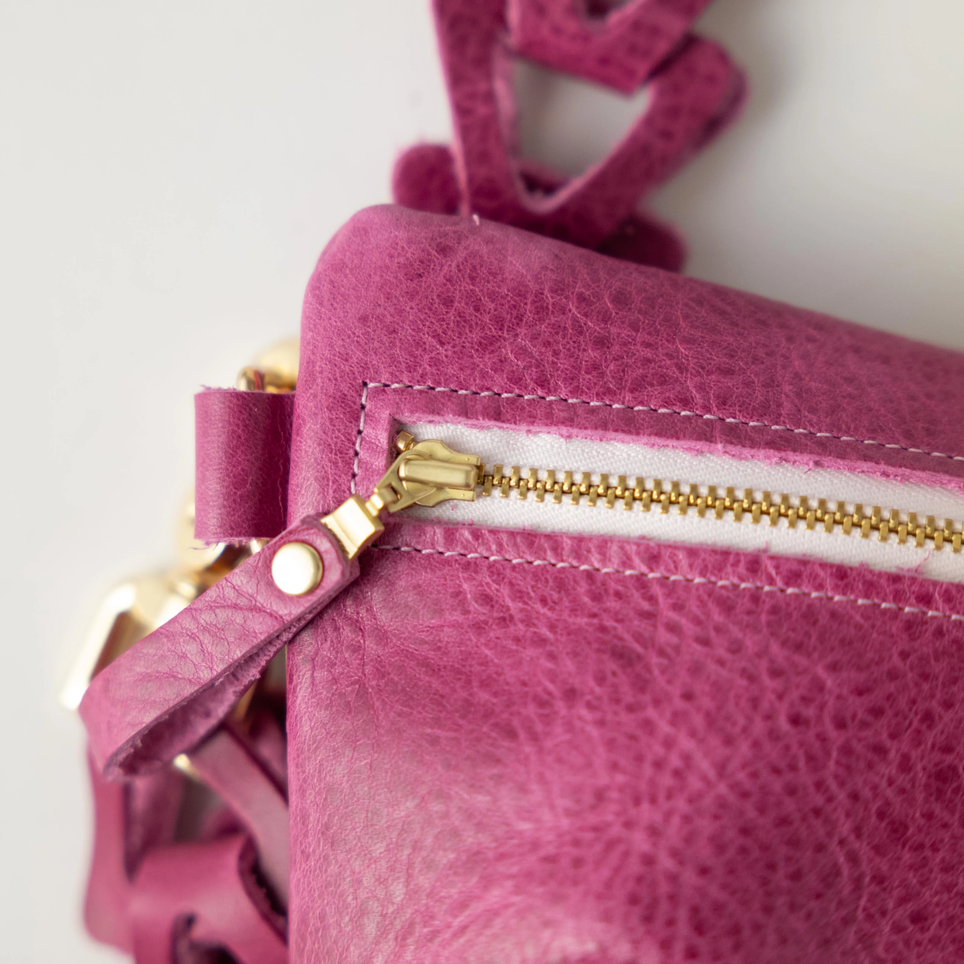 Pink Bulldog Belt Bag - Image 3