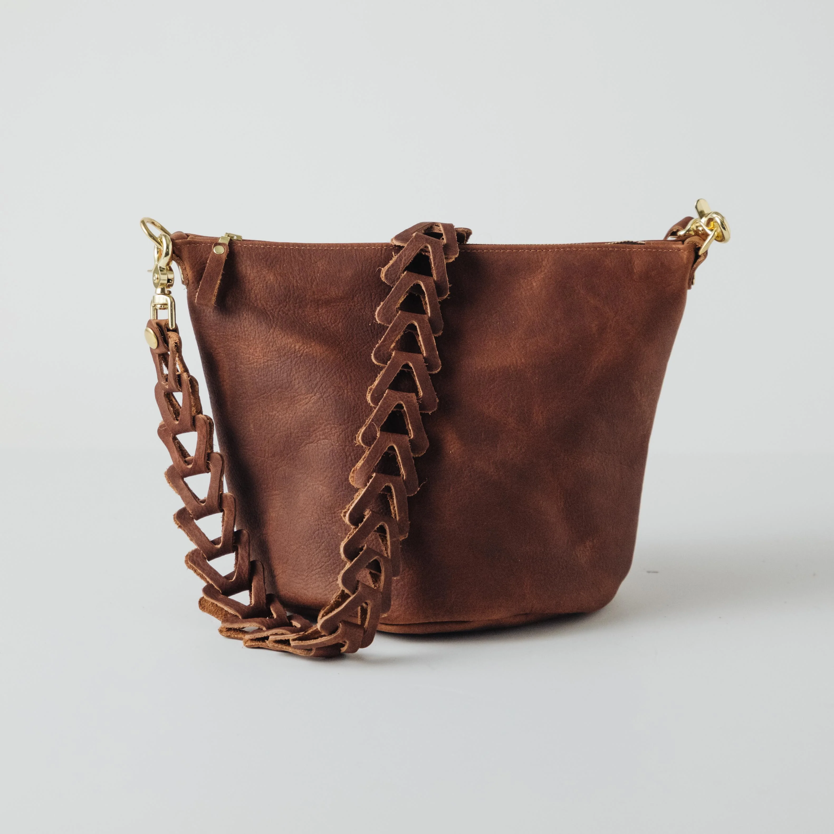 Kodiak Zip-Top Bucket Bag - Image 7