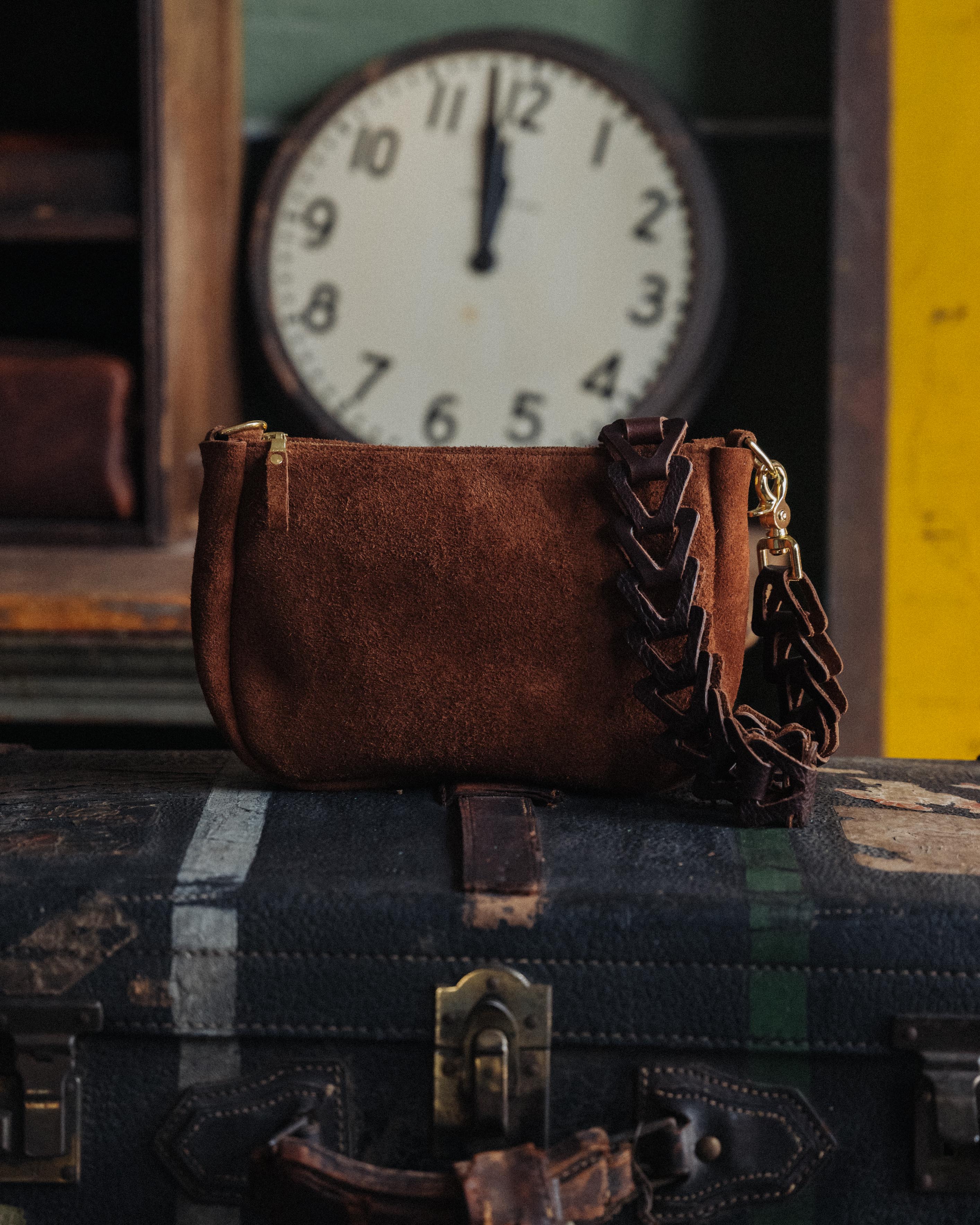 Roughout Dark Brown Bulldog Crossbody Bag - Image 4