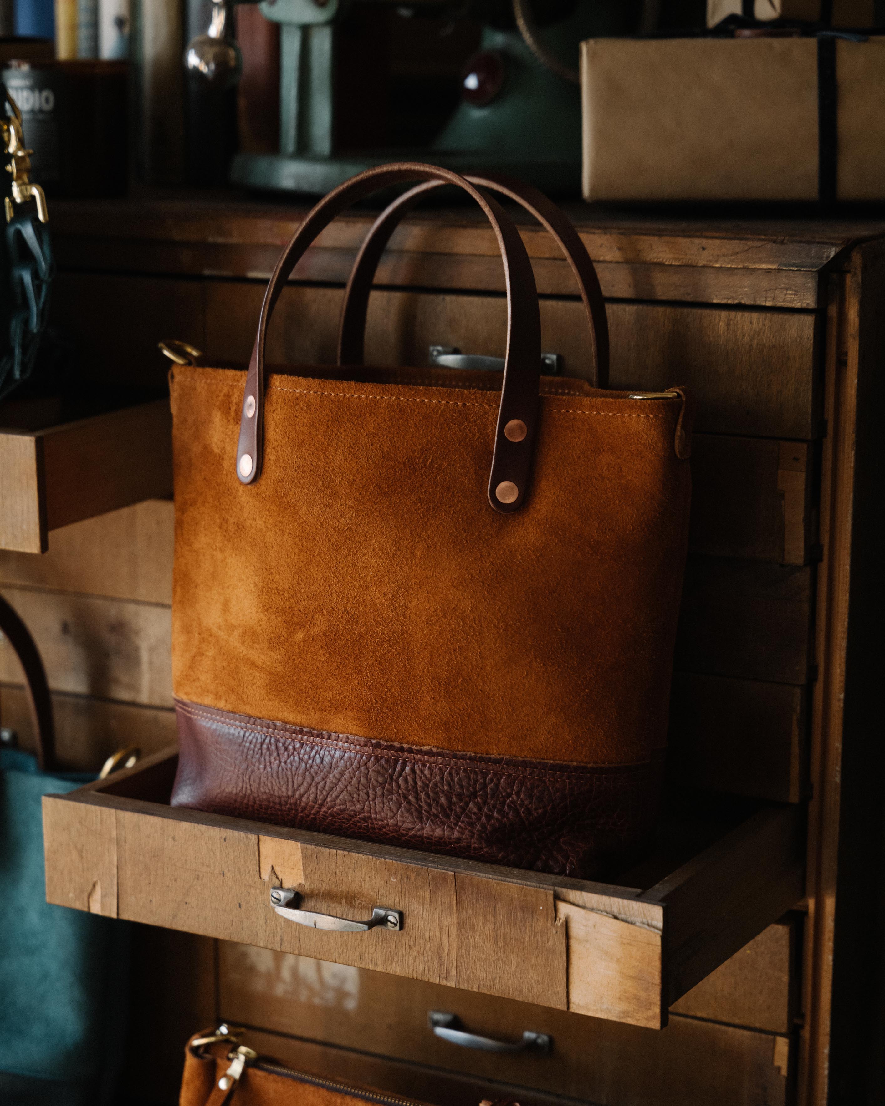 Roughout Dark Tan Bulldog Mini Panel Tote - Image 6